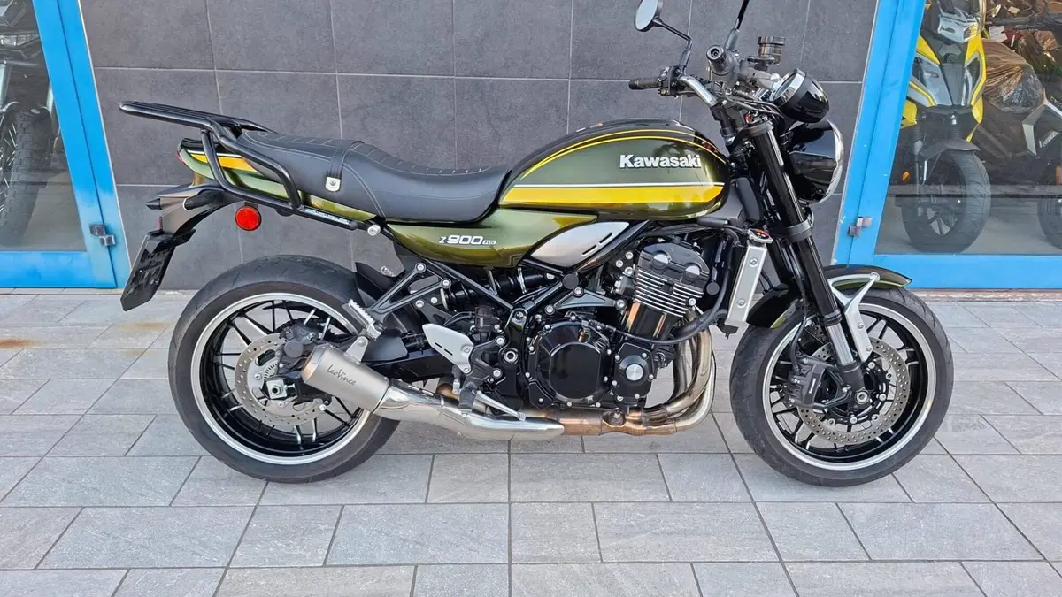 Kawasaki Z 900 RS (2021)
