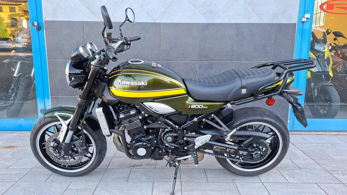 Kawasaki Z 900 RS (2021) (4)