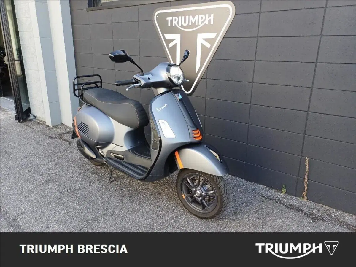 Vespa GTS 300 Super (2023 - 24) (2)