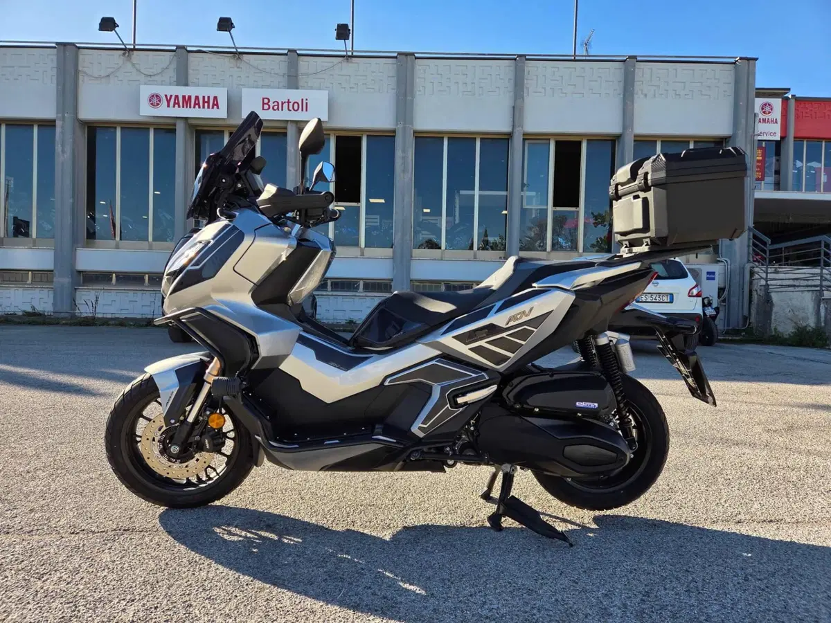 Honda ADV 350 (2022 - 24) (4)