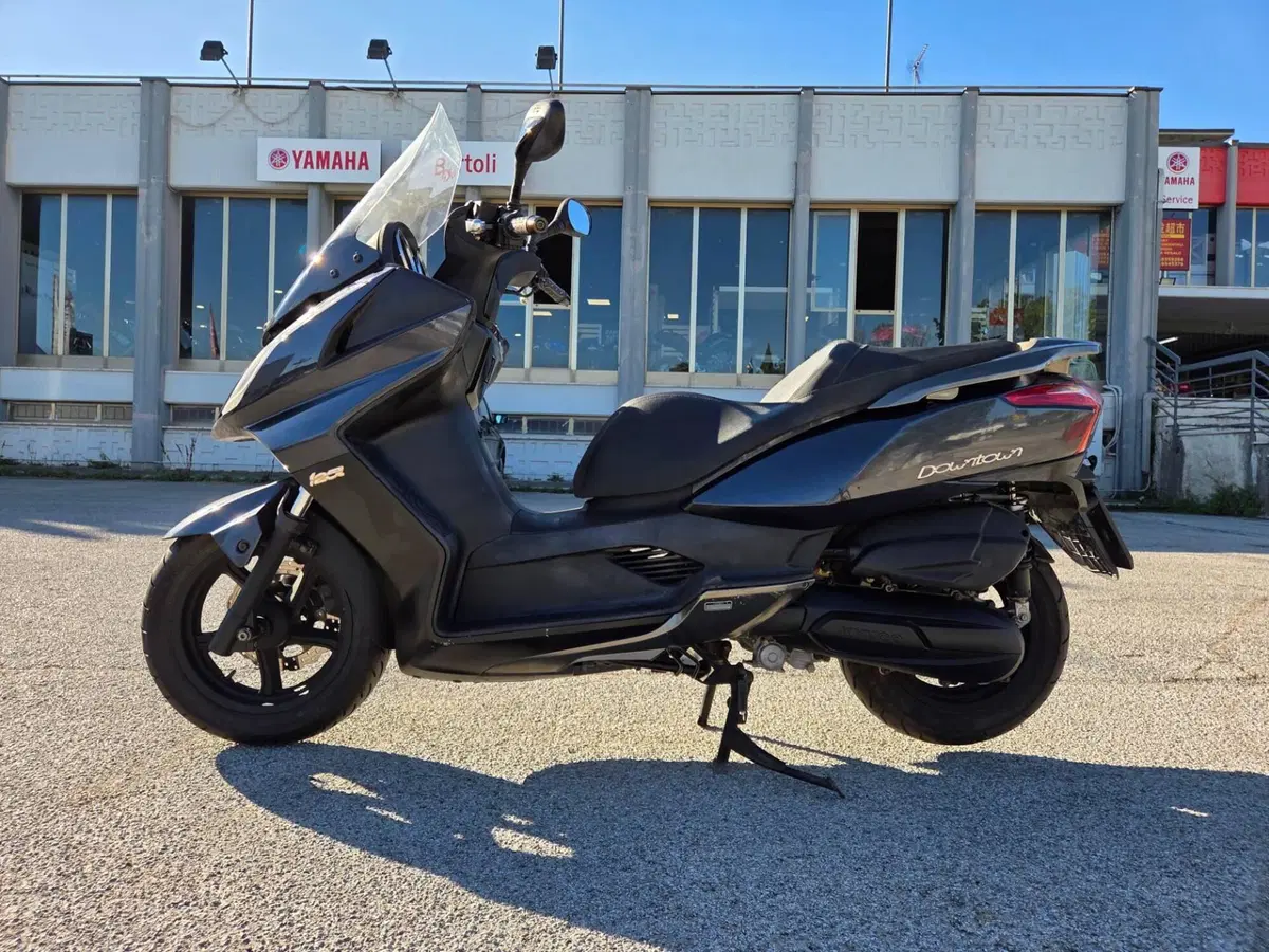 Kymco Downtown 125i (2009 - 17) (4)
