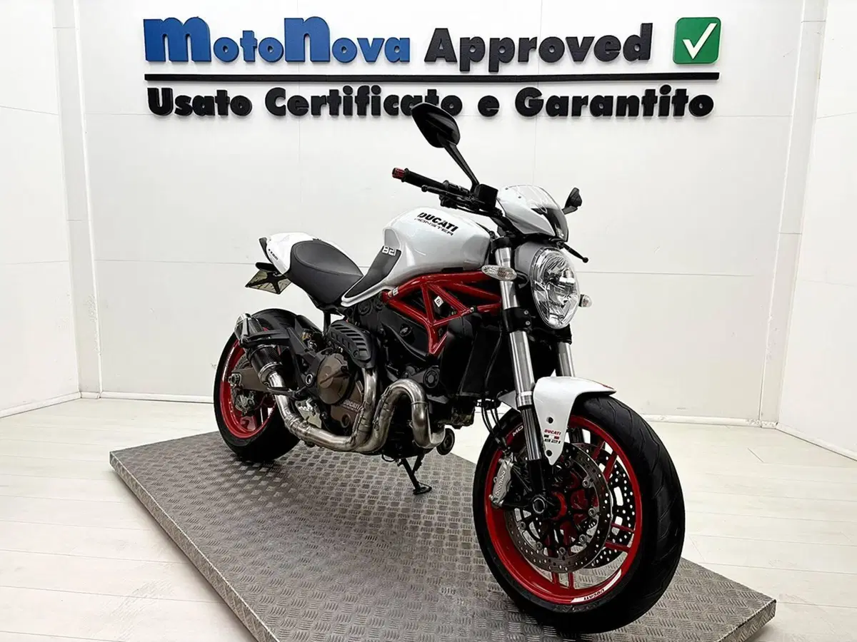 Ducati Monster 821 ABS (2014 - 17) (5)