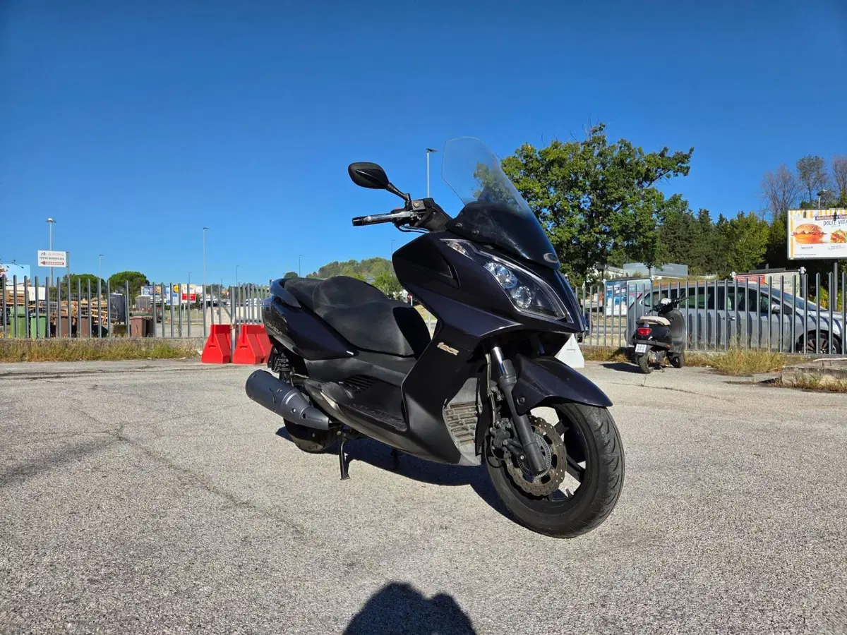 Kymco Downtown 125i (2009 - 17) (2)