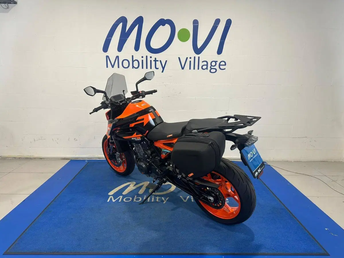 KTM 890 Duke GP (2022 - 23) (4)
