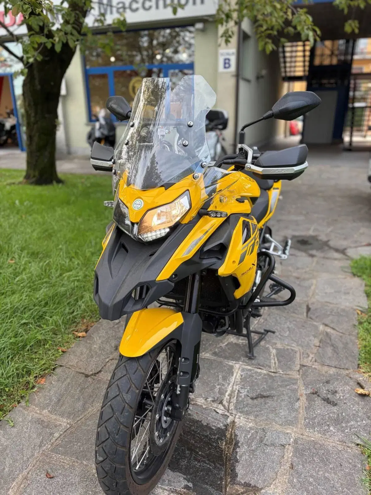 Benelli TRK 502X (2021 - 26) (3)