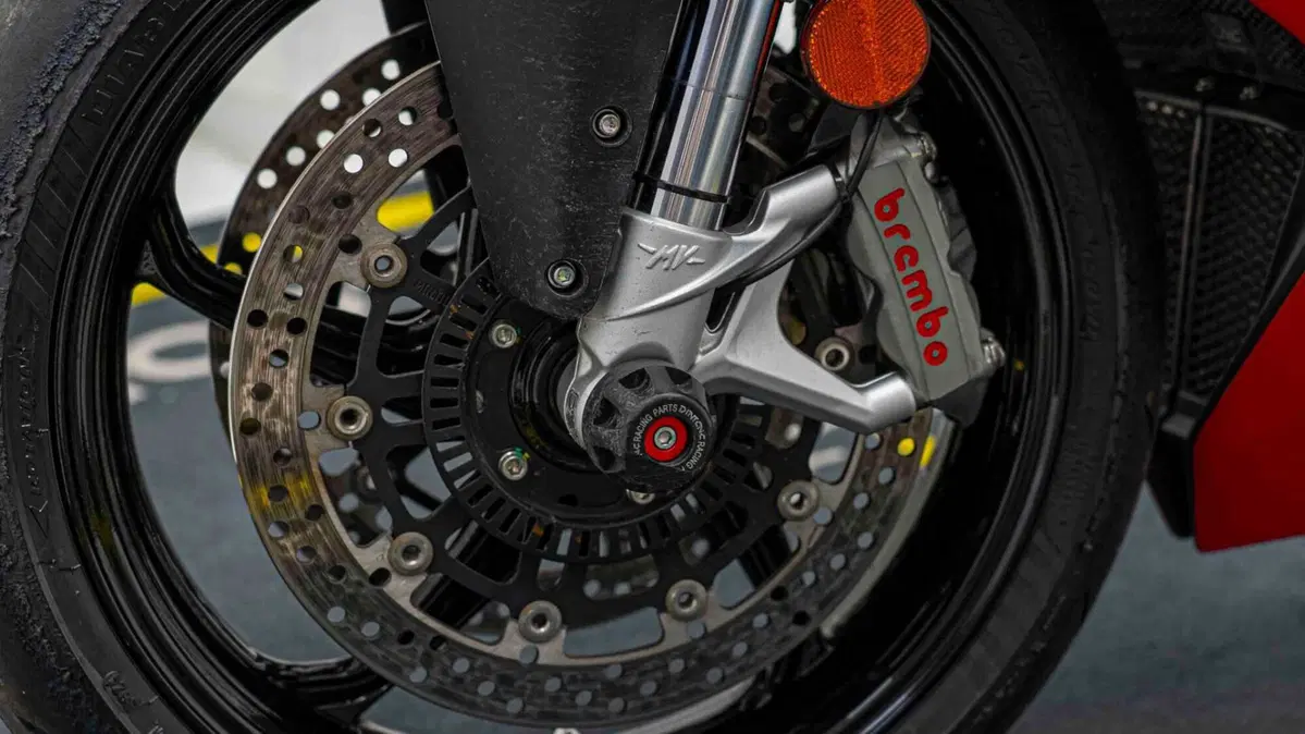 MV Agusta F3 800 Rosso (2021 - 23) (2)