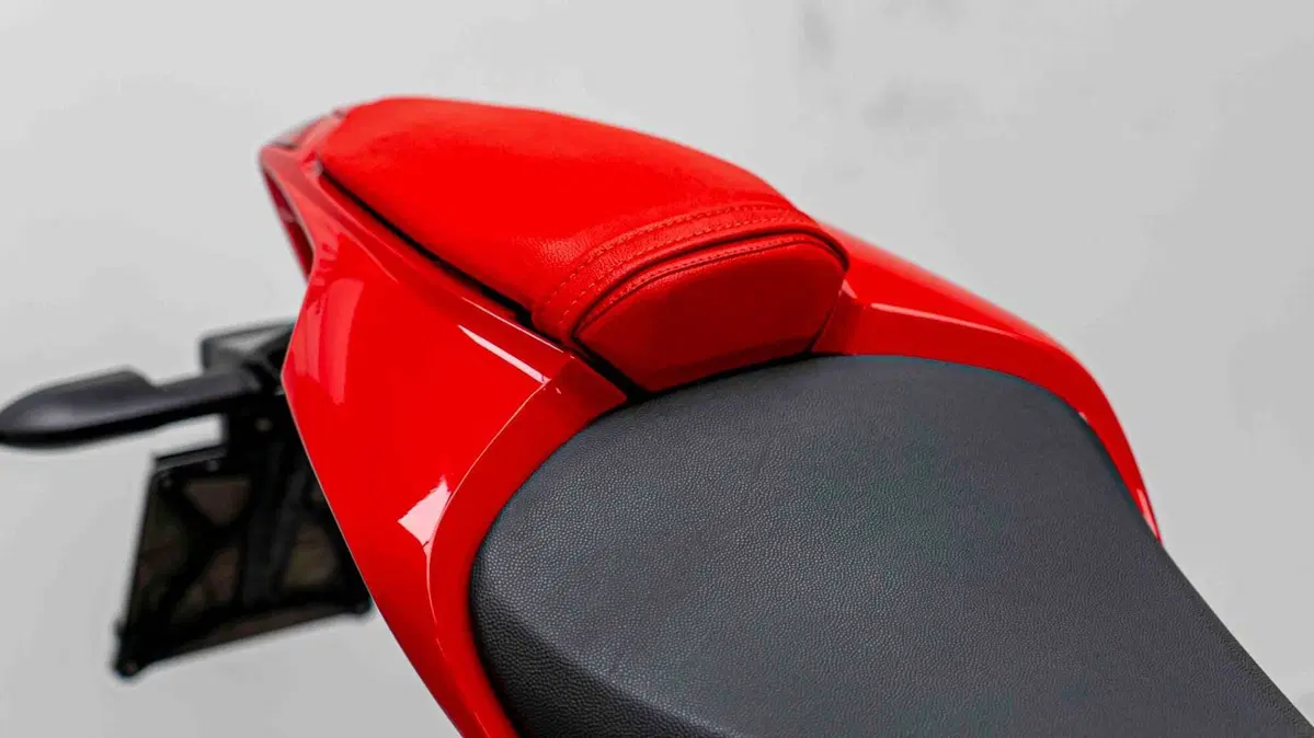 MV Agusta F3 800 Rosso (2021 - 23) (3)