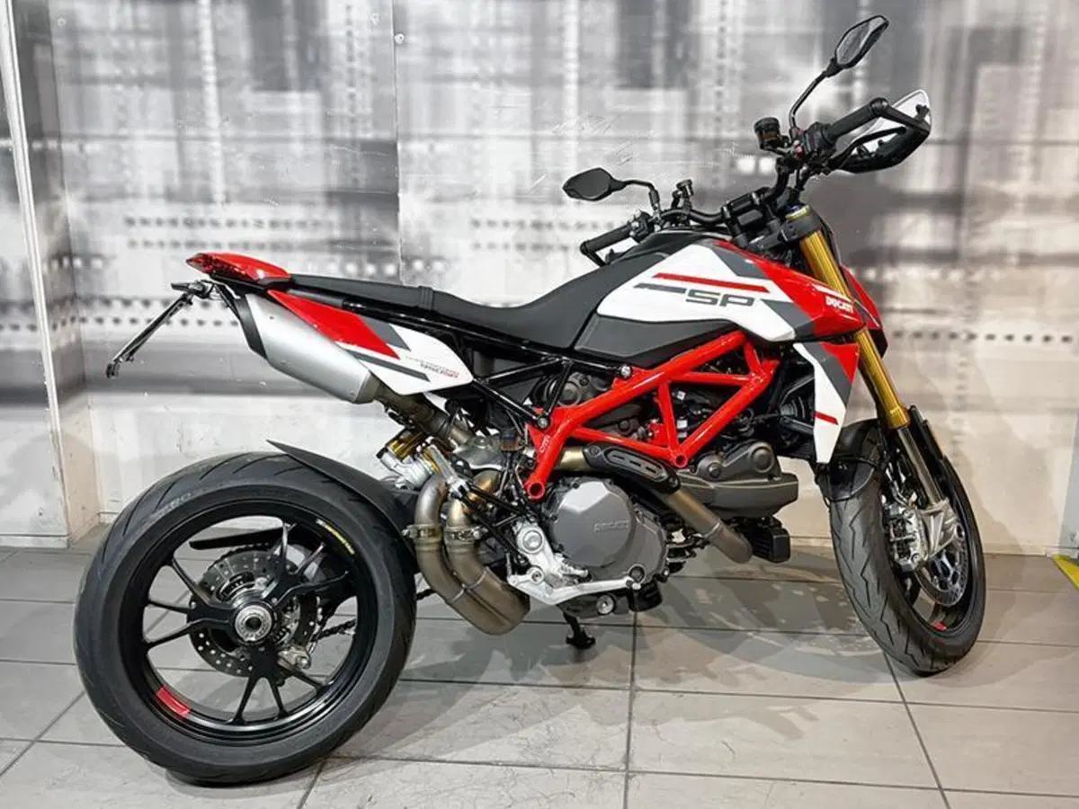 Ducati Hypermotard 950 SP (2022 - 25) (4)