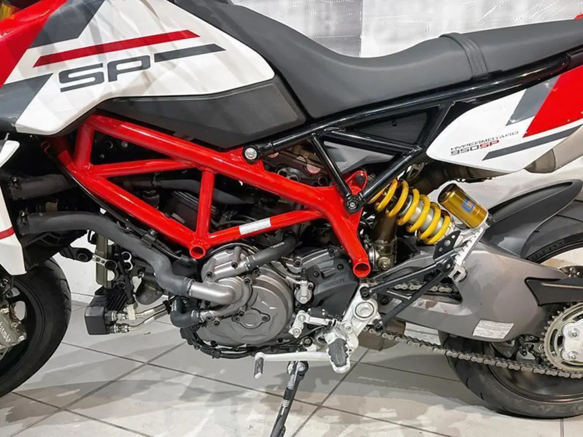Ducati Hypermotard 950 SP (2022 - 25) (5)