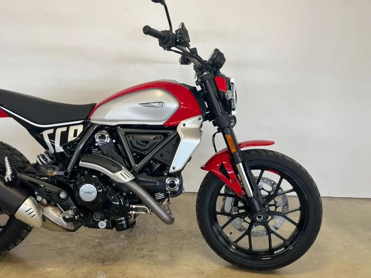 Ducati Scrambler 800 Icon (2025 - 26) (5)