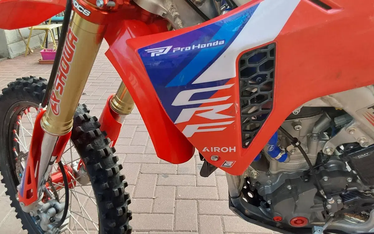 Honda CRF 300RX Enduro Special (2025) (7)