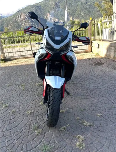 Moto Morini X-Cape 1200 (2026) usata