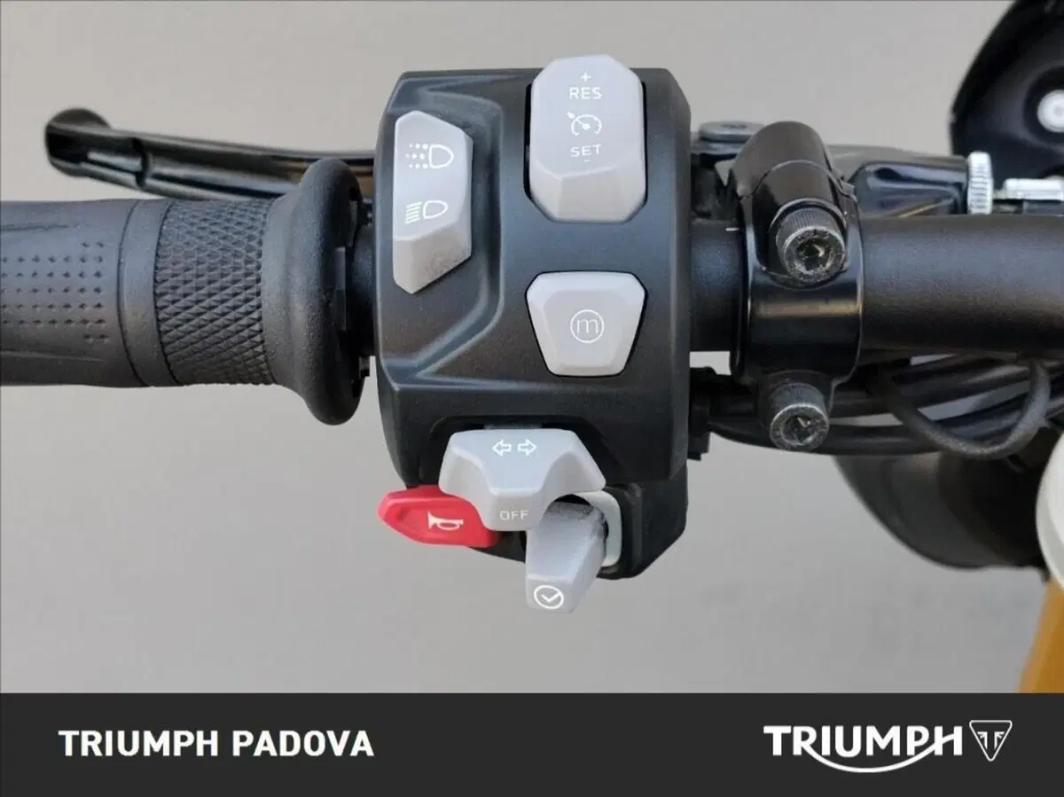 Triumph Speed Triple 1200 RS (2021 - 24) (12)
