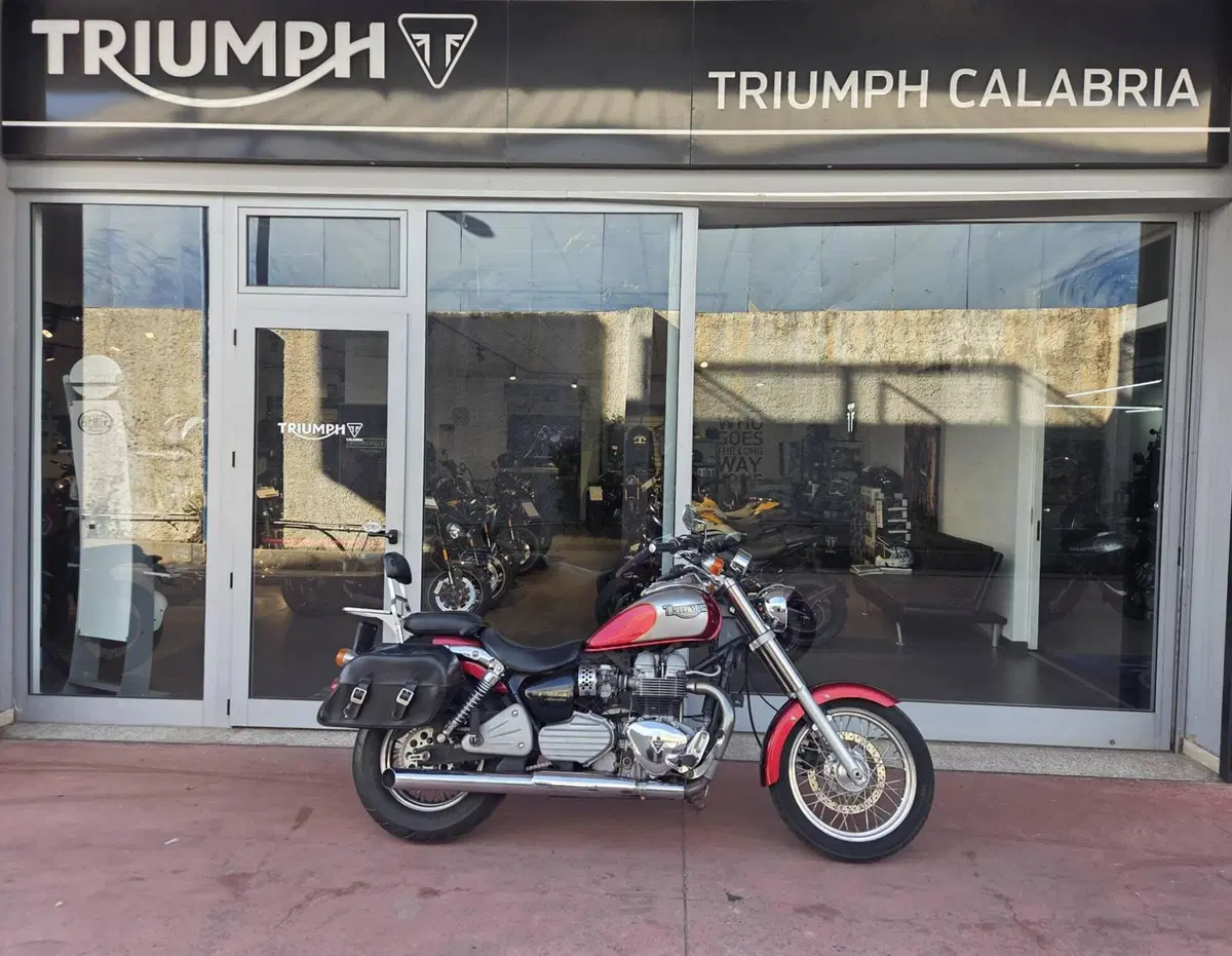 Triumph America (2008 - 10) (3)