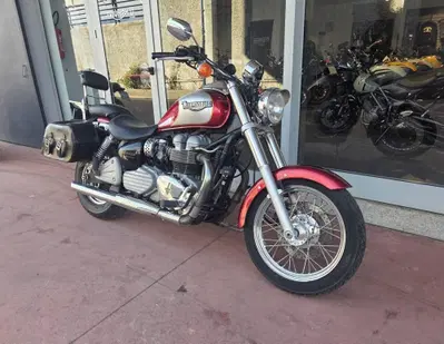 Triumph America (2008 - 10) usata