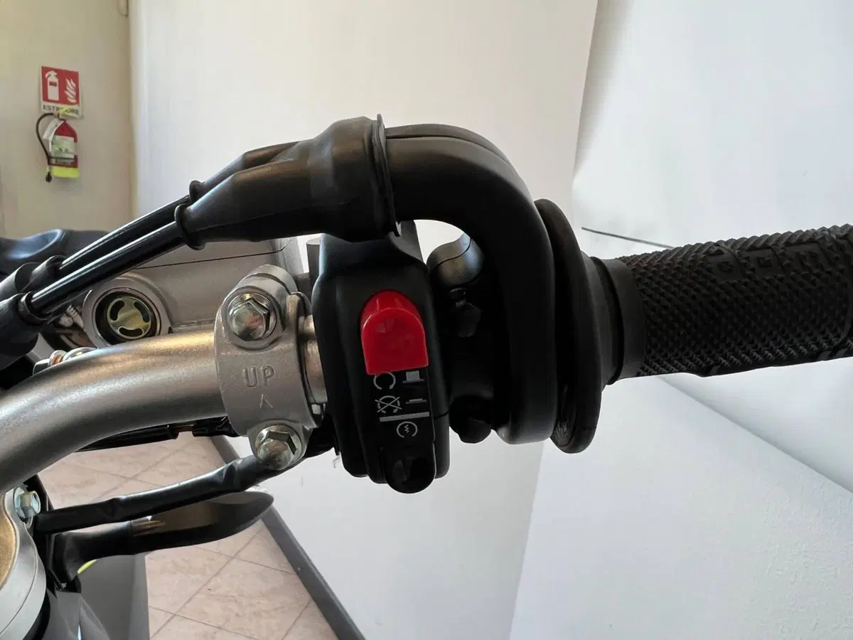 Swm SM 125 R (2025 - 26) (14)