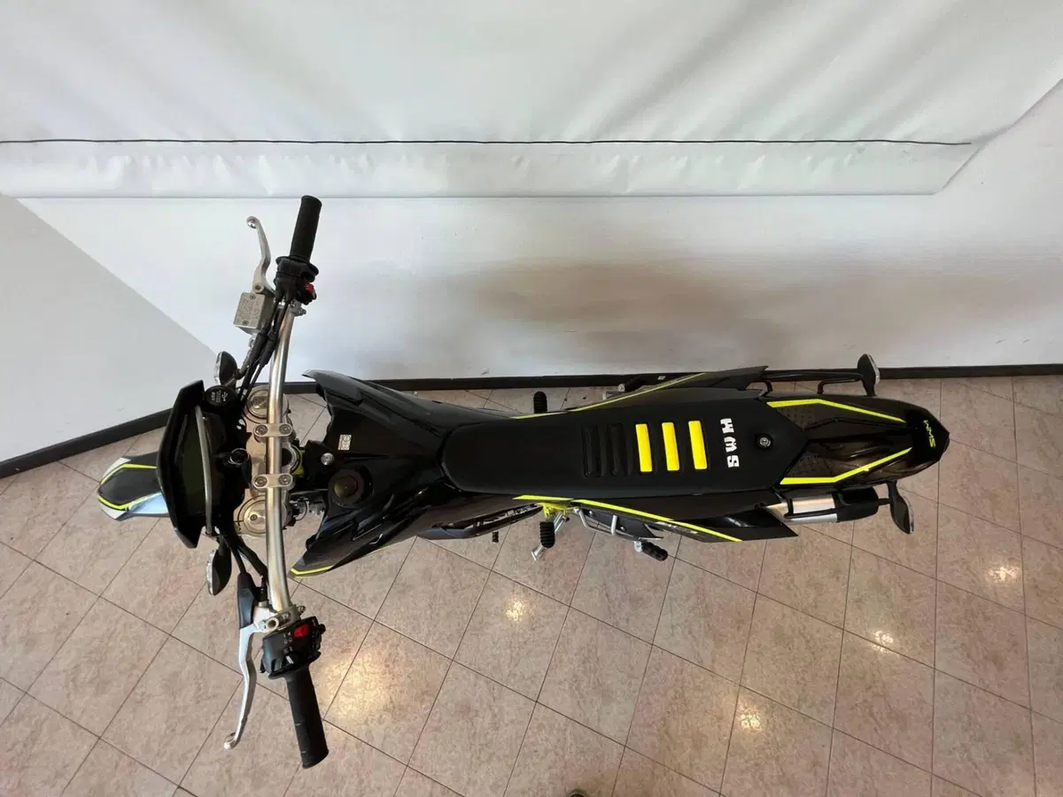 Swm SM 125 R (2025 - 26) (16)