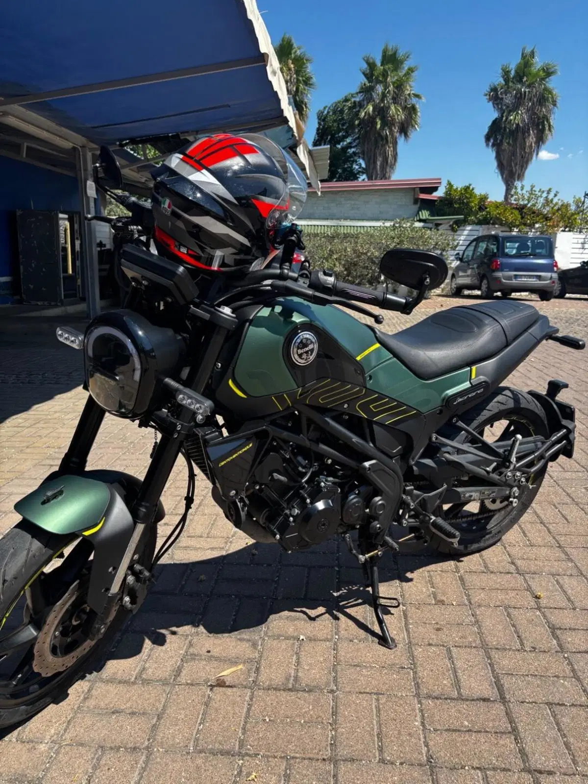 Benelli Leoncino 125 (2022 - 25) (2)