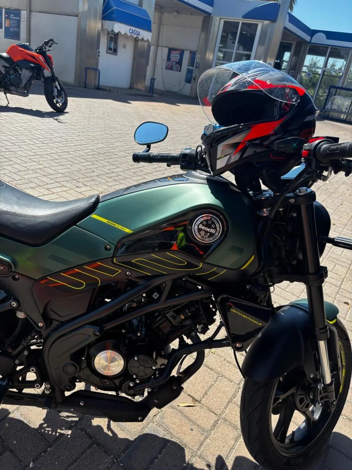 Benelli Leoncino 125 (2022 - 25) (3)
