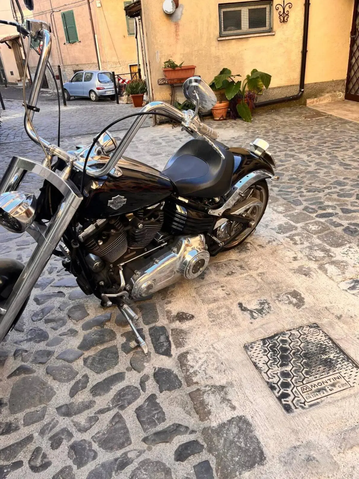 Harley-Davidson 1584 Rocker (2008 - 09) - FXCW (7)