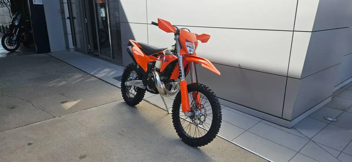 KTM 300 EXC (2027) (3)