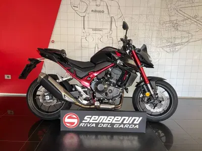 Honda CB 750 Hornet (2023 - 24) usata