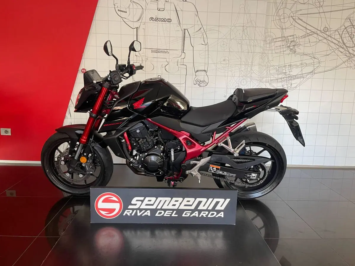 Honda CB 750 Hornet (2023 - 24) (7)