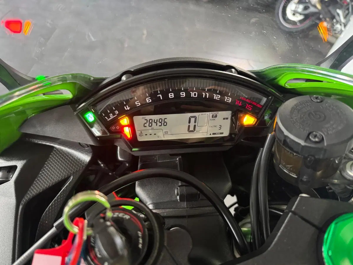 Kawasaki Ninja 1000 ZX-10R (2017 - 18) (14)