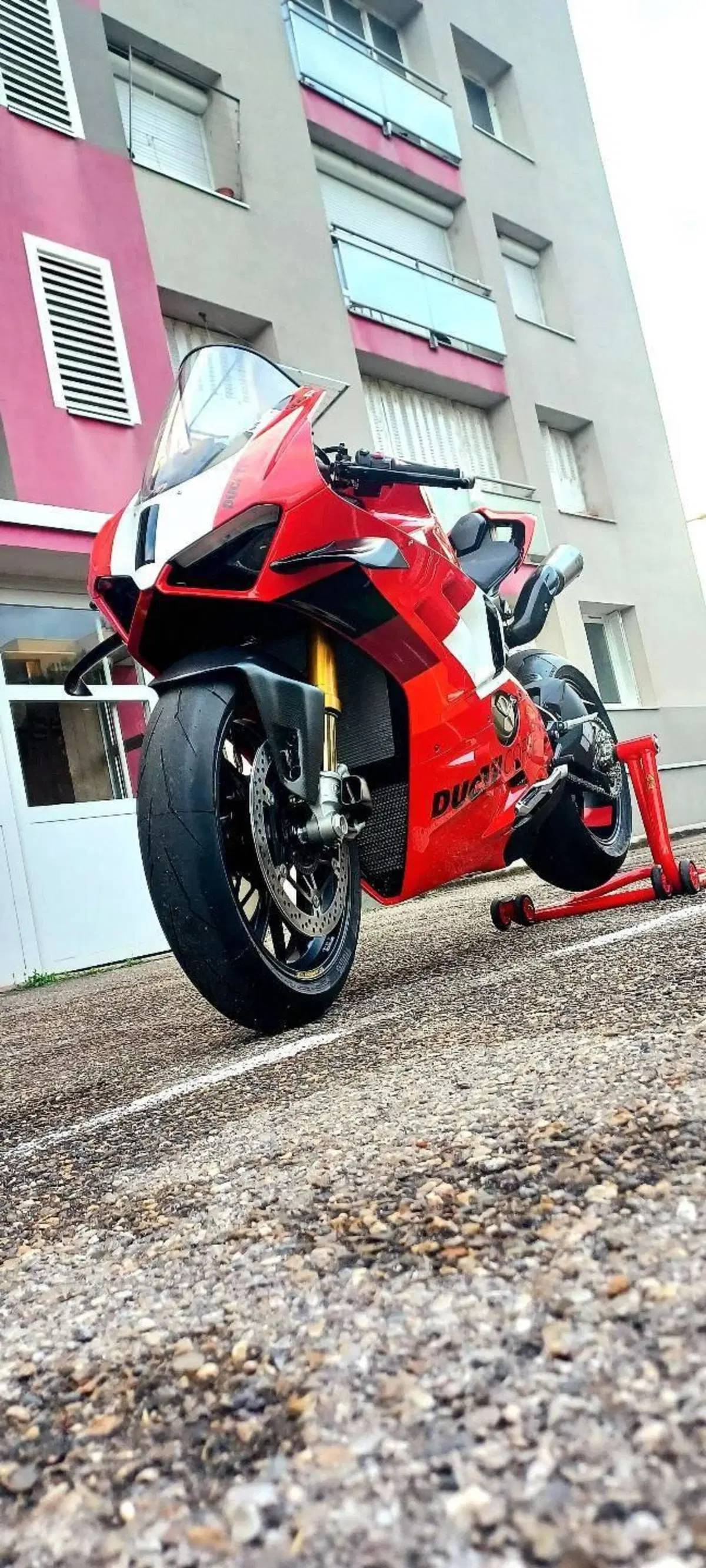 Ducati Panigale V4 R (2023 - 24) (4)