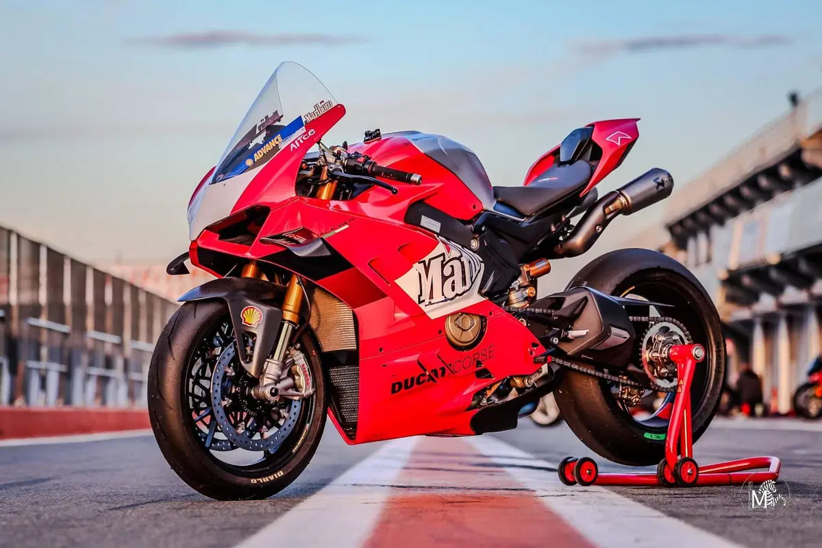 Ducati Panigale V4 R (2023 - 24)
