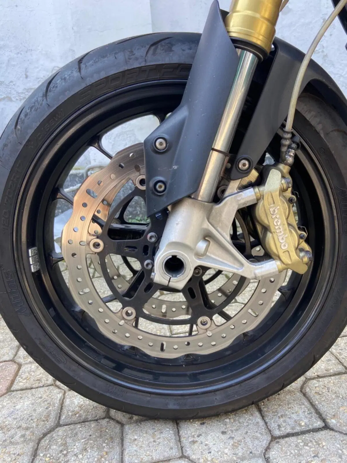 Aprilia Dorsoduro 750 Factory (2010 - 13) (5)