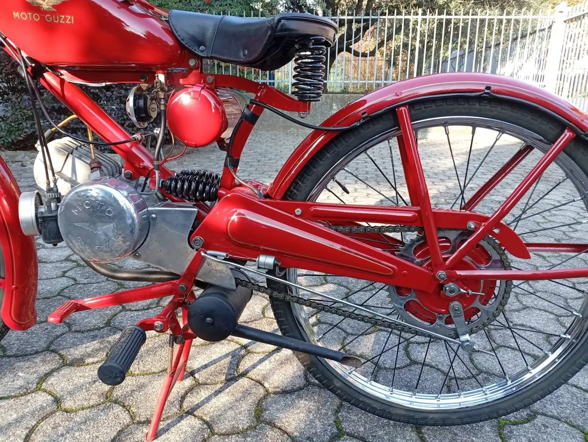 Moto Guzzi Guazzino 65  (8)