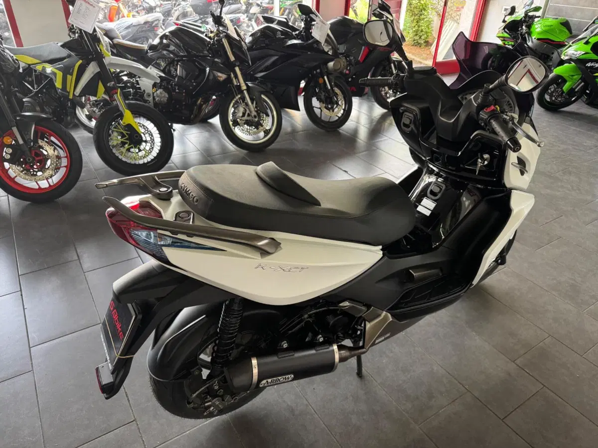 Kymco K-Xct 300i ABS (2012 - 17) (5)