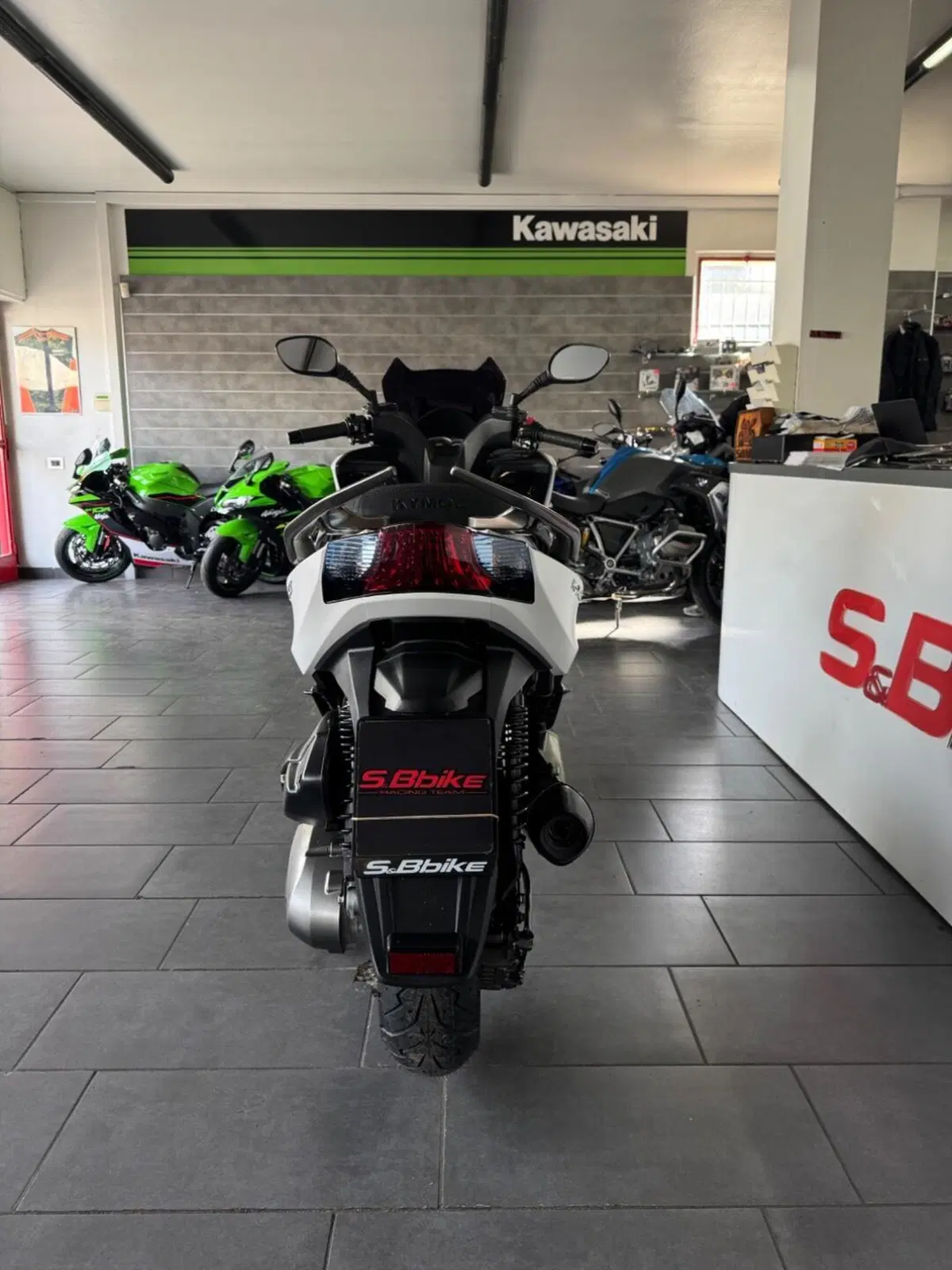 Kymco K-Xct 300i ABS (2012 - 17) (6)