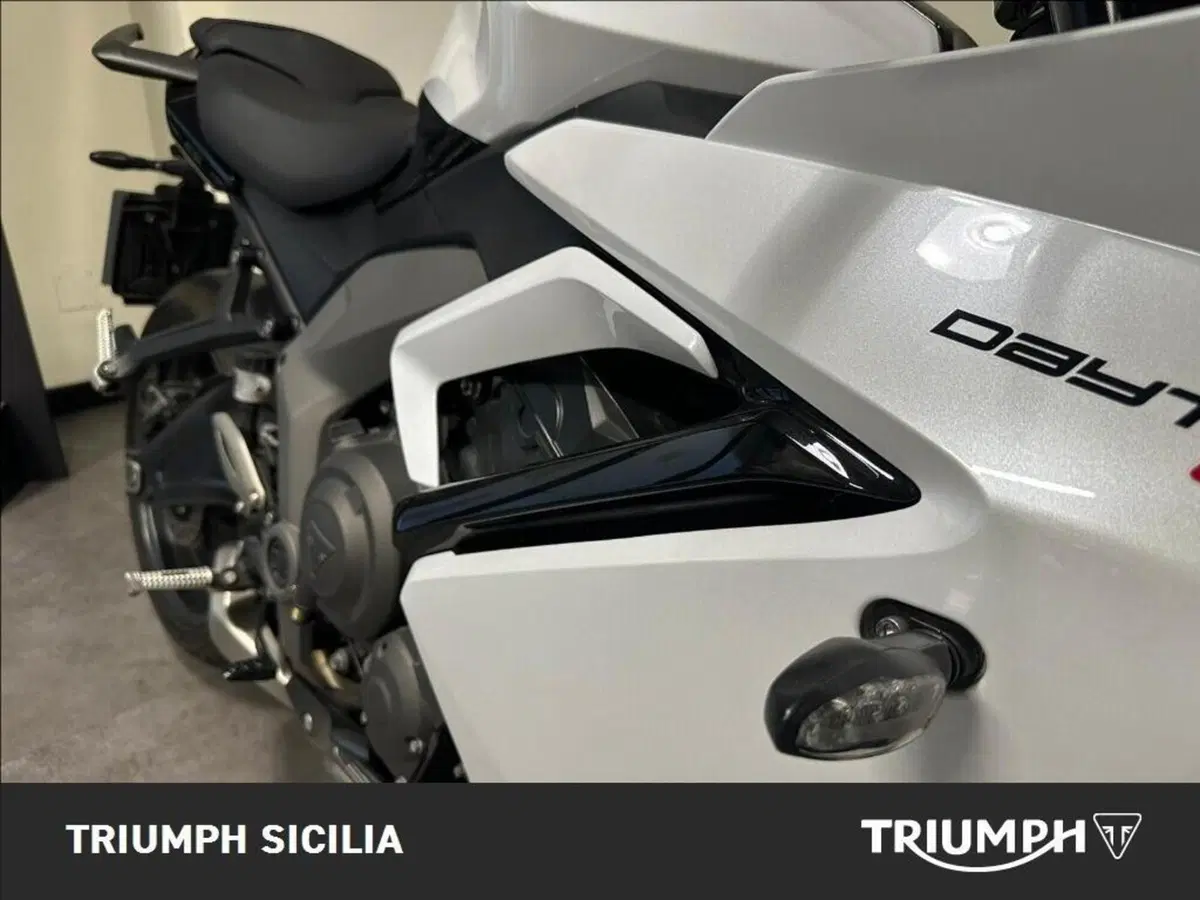 Triumph Daytona 660 (2024 - 26) (8)