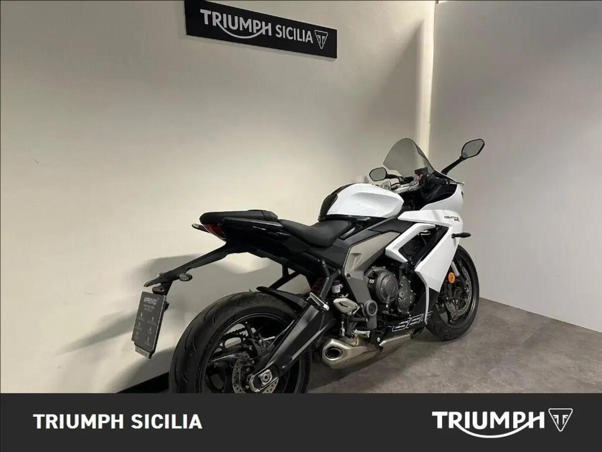Triumph Daytona 660 (2024 - 26) (2)