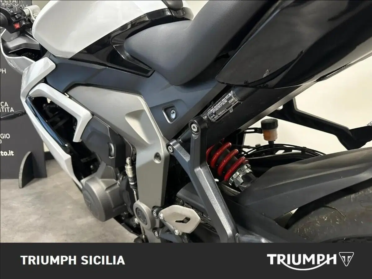 Triumph Daytona 660 (2024 - 26) (16)