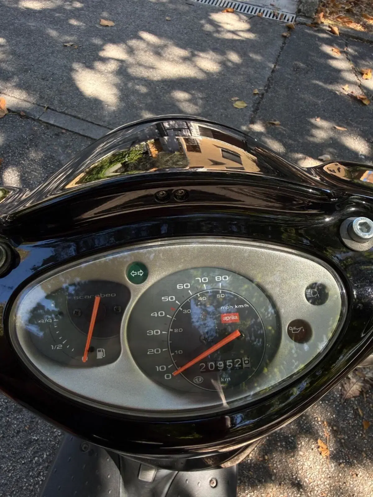 Aprilia Scarabeo 50 2t (2008 - 17) (4)