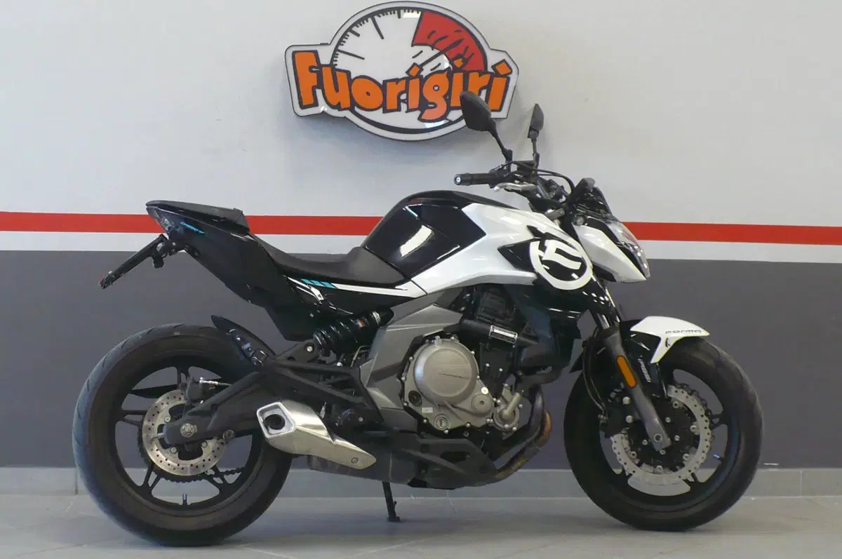 CFMOTO 650NK (2021 - 24) (3)