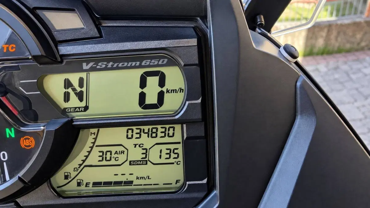 Suzuki V-Strom 650 ABS (2011 - 17) (3)
