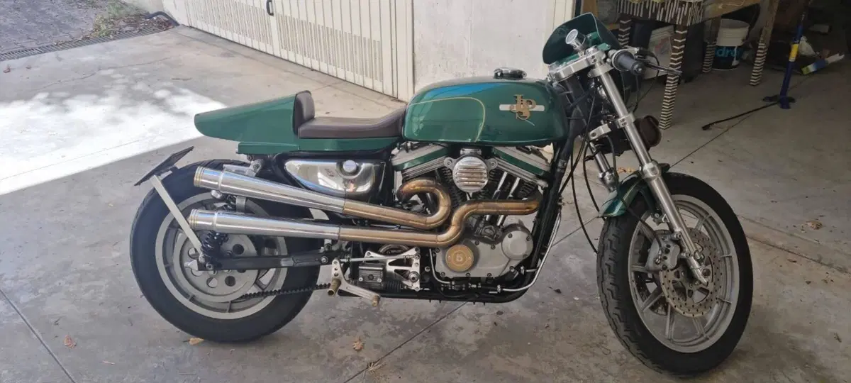 Harley-Davidson 883 Hugger (1992 - 93) - XLH (5)