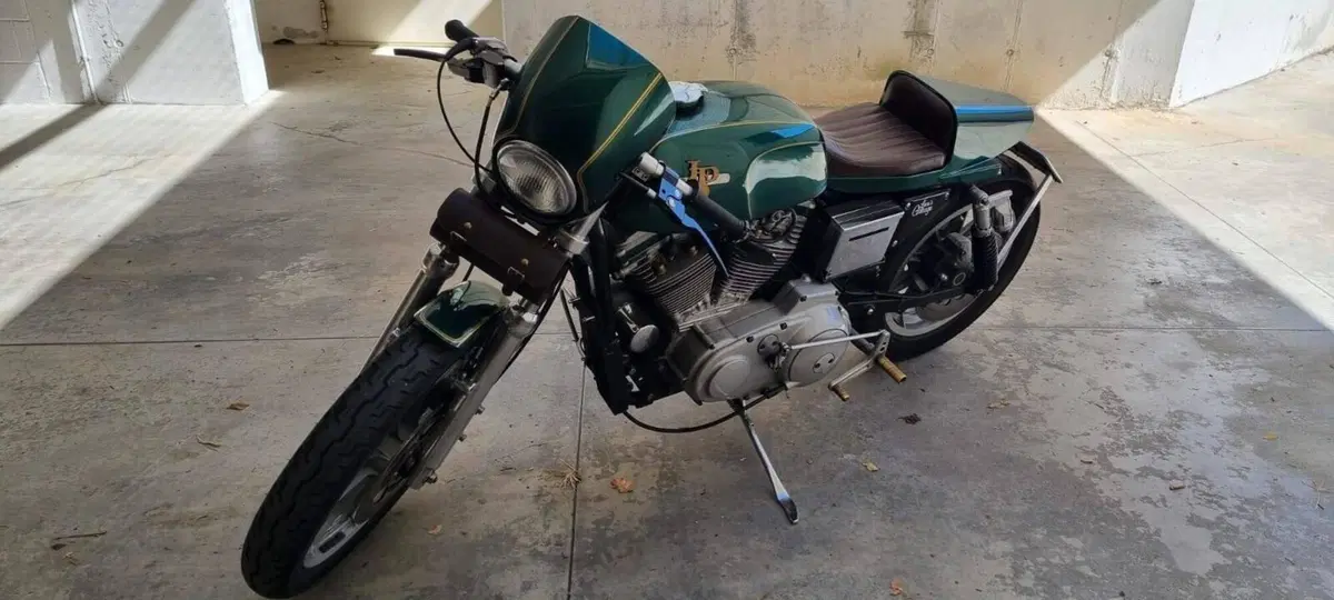 Harley-Davidson 883 Hugger (1992 - 93) - XLH (6)