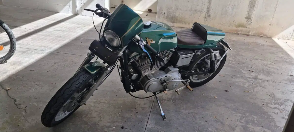 Harley-Davidson 883 Hugger (1992 - 93) - XLH (10)