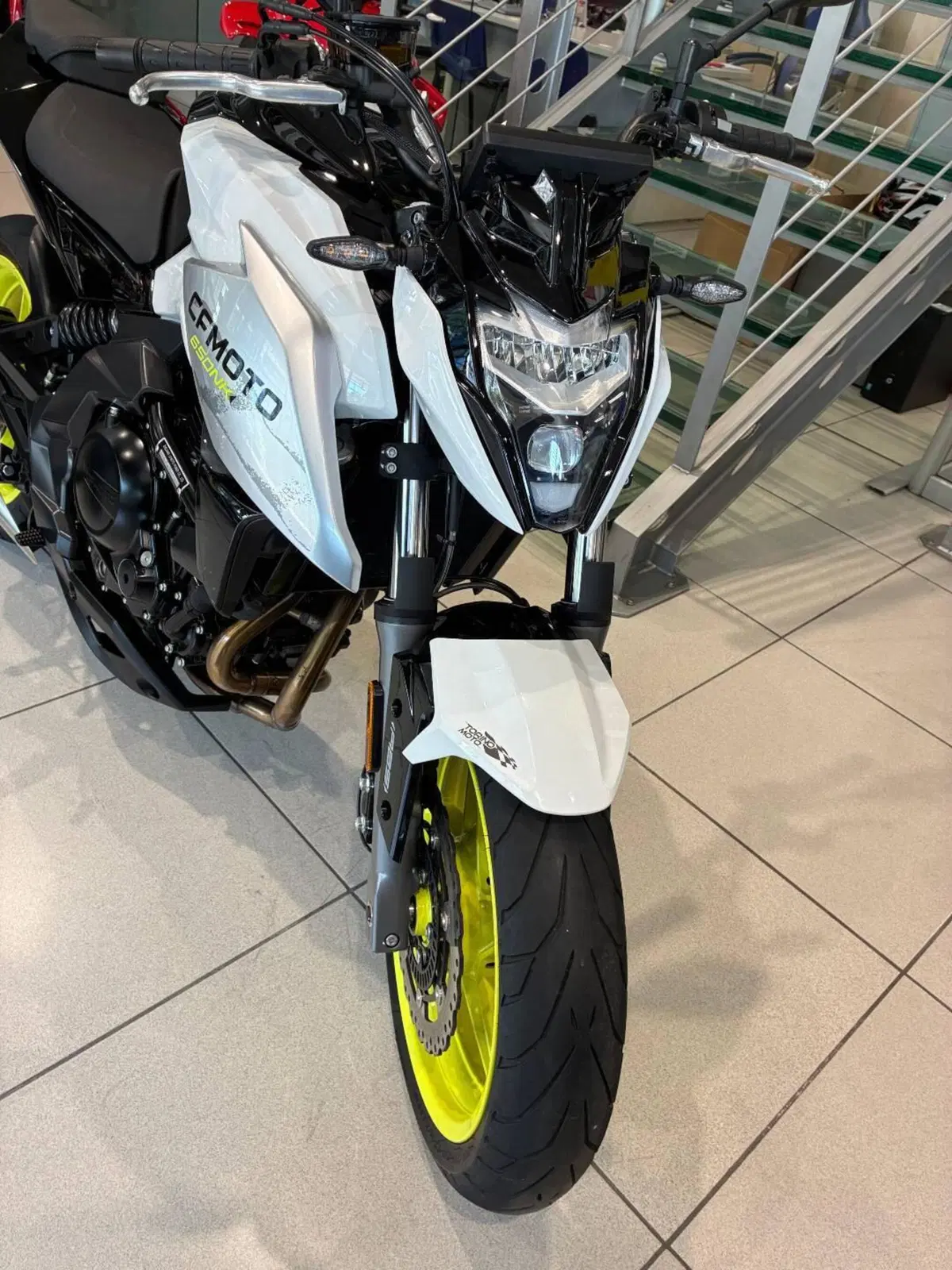 CFMOTO 650NK (2021 - 24) (3)