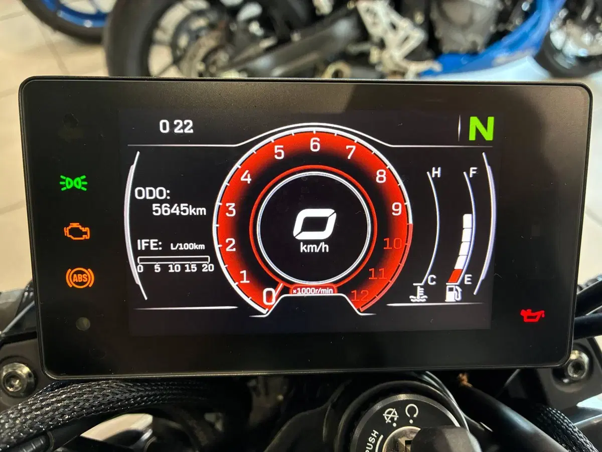 CFMOTO 650NK (2021 - 24) (11)
