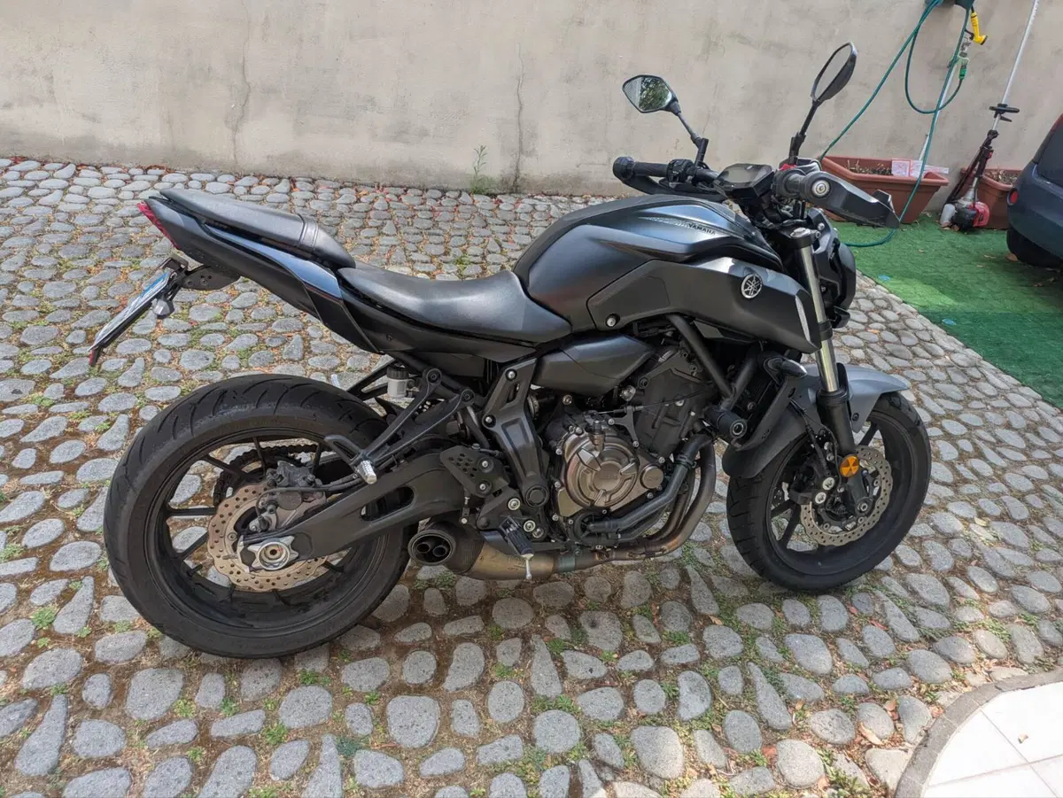 Yamaha MT-07 (2018 - 20) (4)