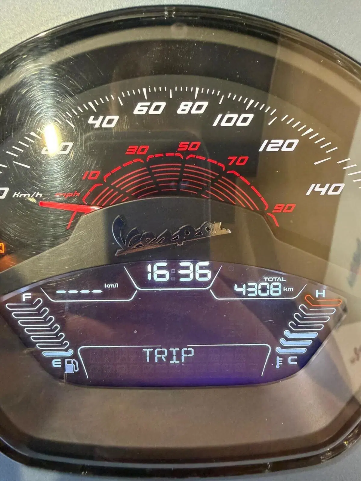 Vespa Primavera 150 Officina 8 (2026) (5)