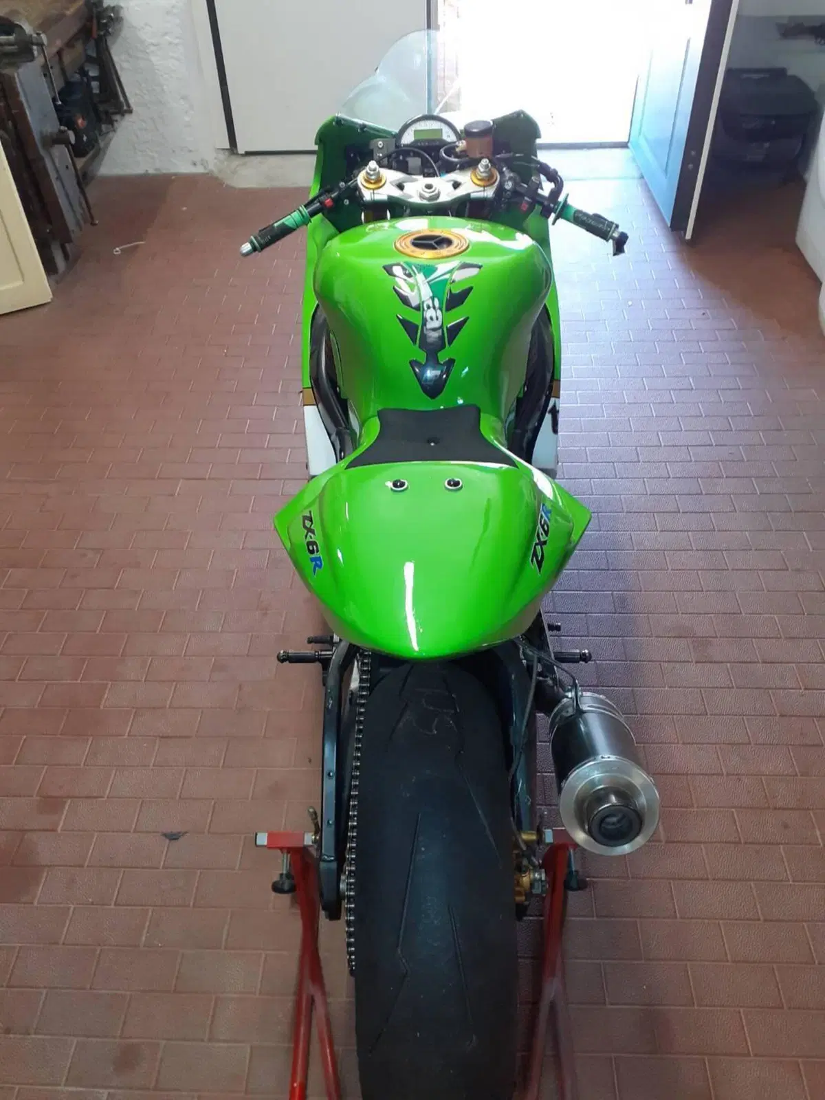 Kawasaki Ninja 636 ZX-6R (2005 - 06) (10)