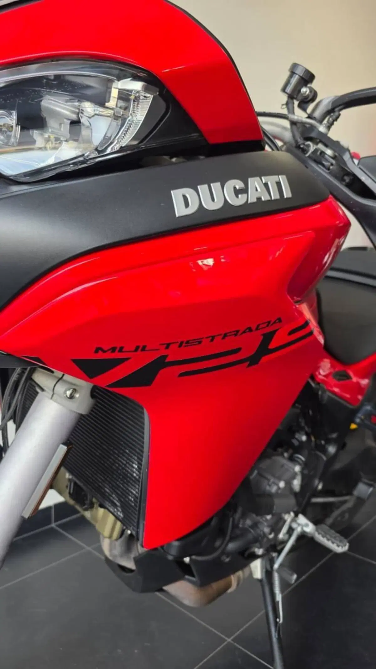 Ducati Multistrada V2 S (2022 - 24) (4)