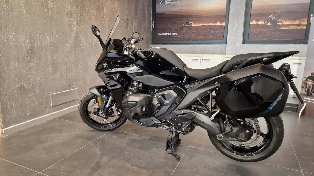 Bmw R 1300 RS (2026) (2)